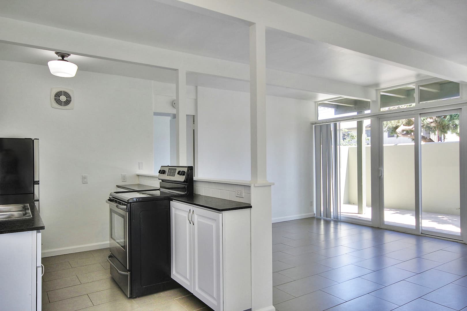 Goleta Apartment: 6532 Sabado Tarde