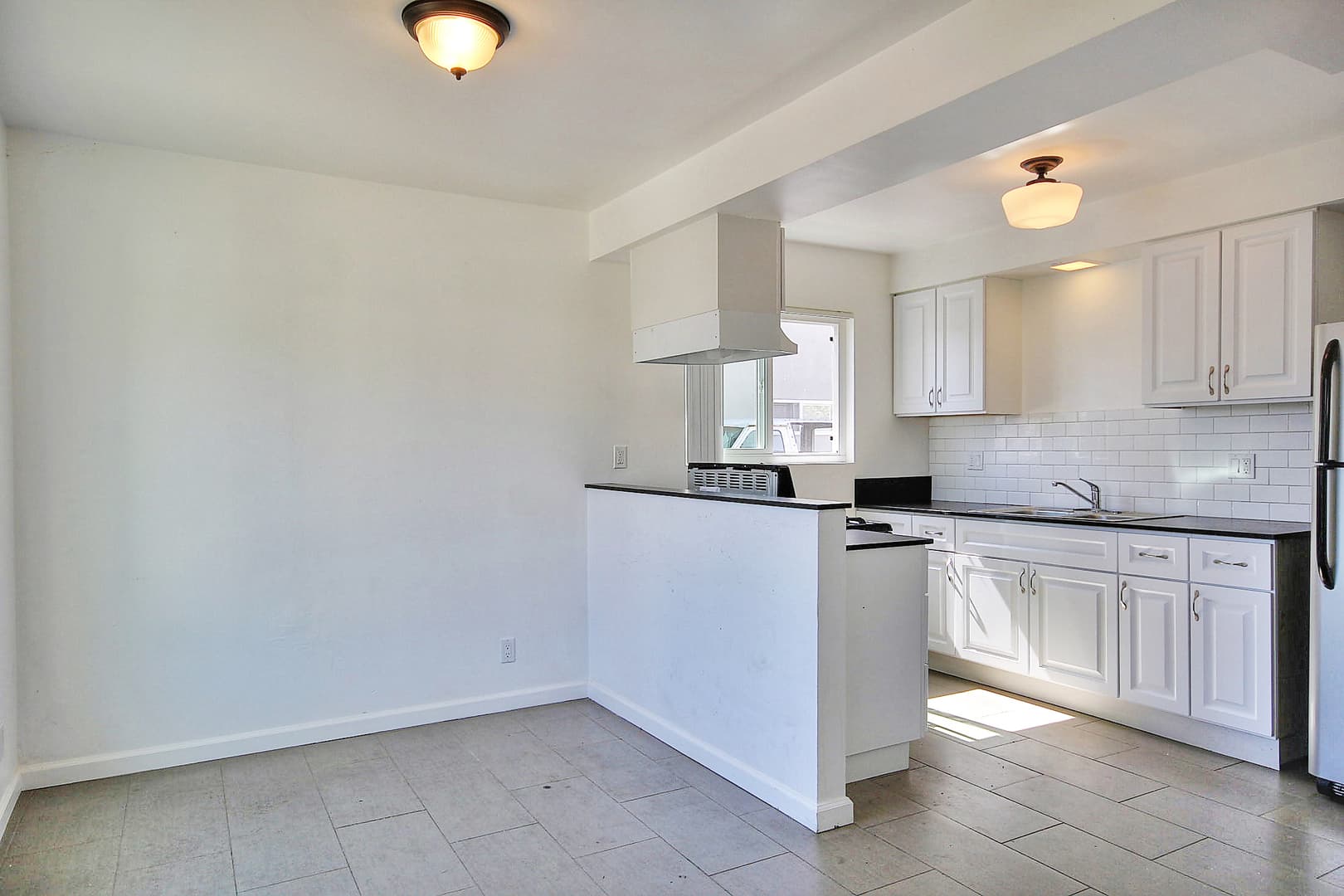 Goleta Apartment: 6668 Del Playa