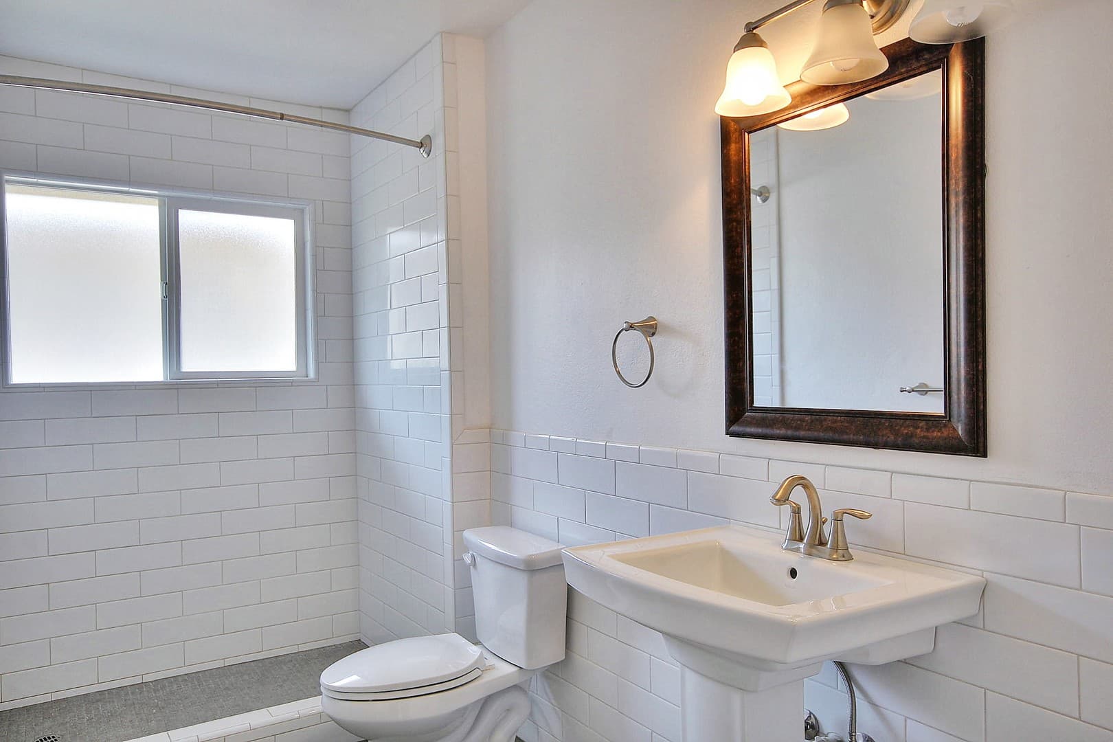 Goleta Apartment: 6584 Del Playa