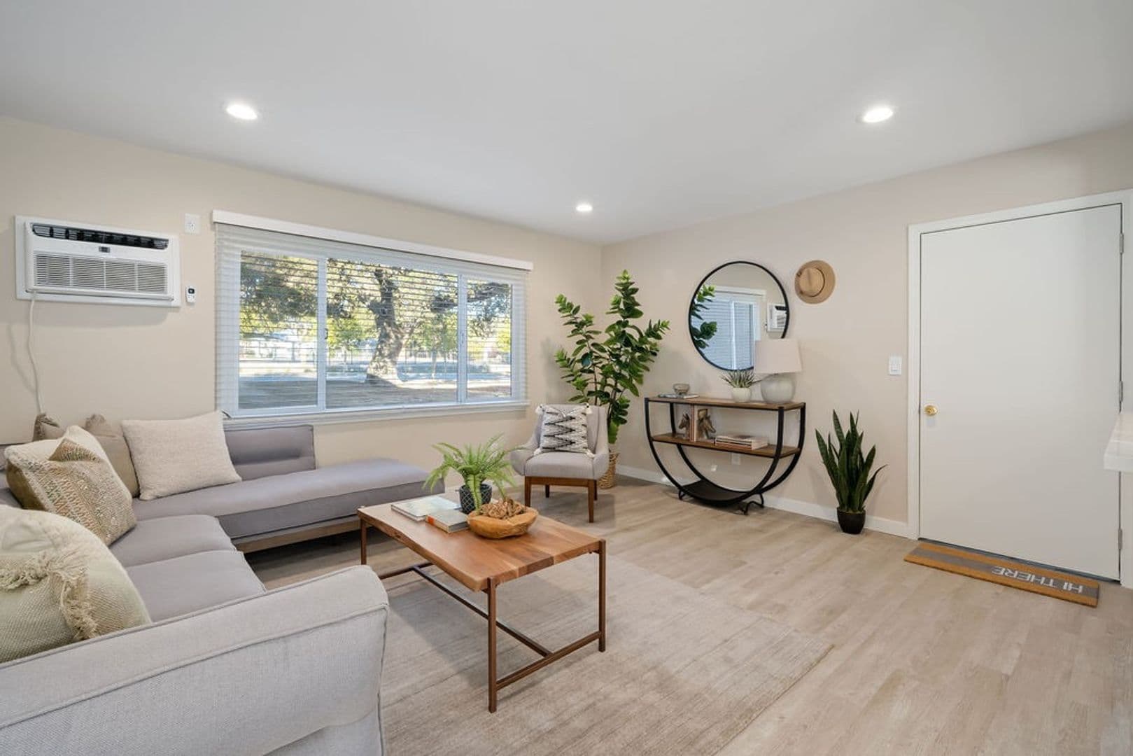 Paso Robles Apartment: 240 Spring Street
