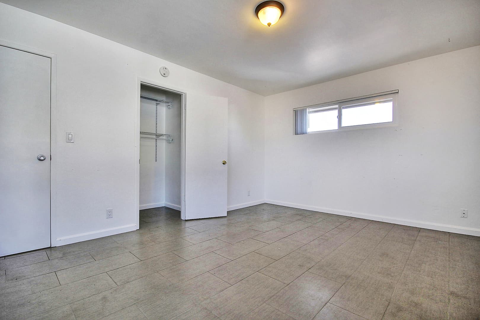 Goleta Apartment: 6742 Del Playa