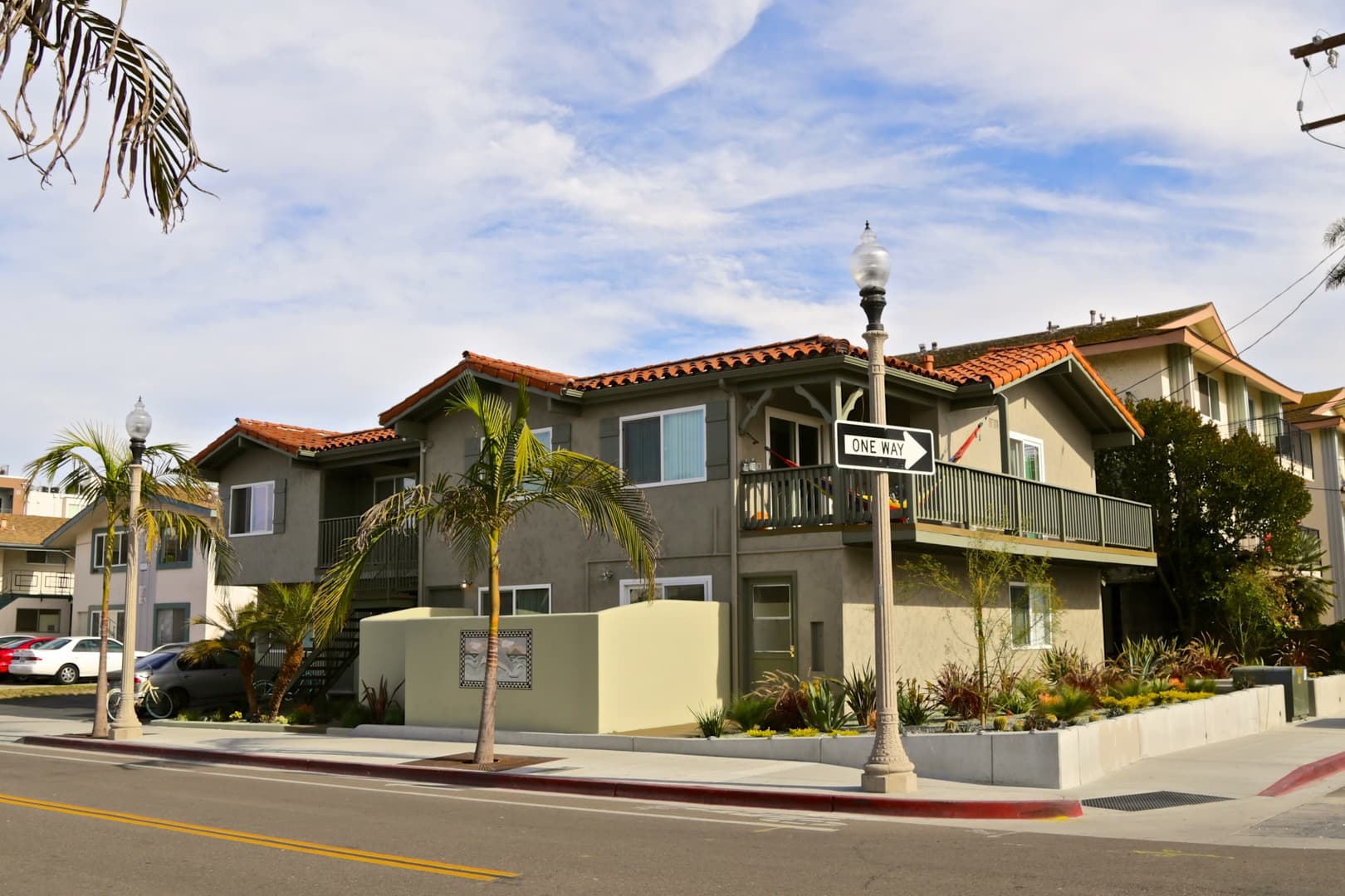 Goleta Apartment: 1020 El Embarcadero