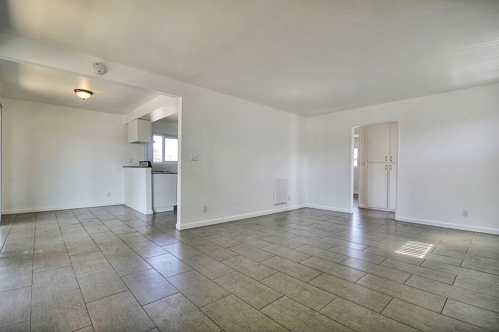 Goleta Apartment: 6671 Sabado Tarde