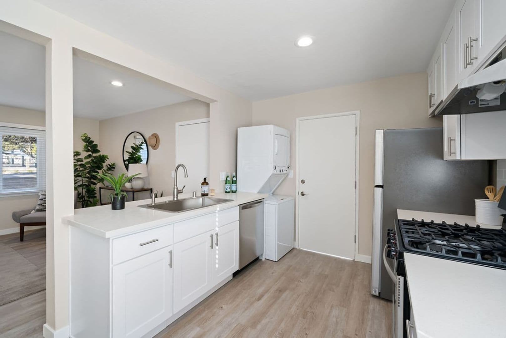 Paso Robles Apartment: 240 Spring Street