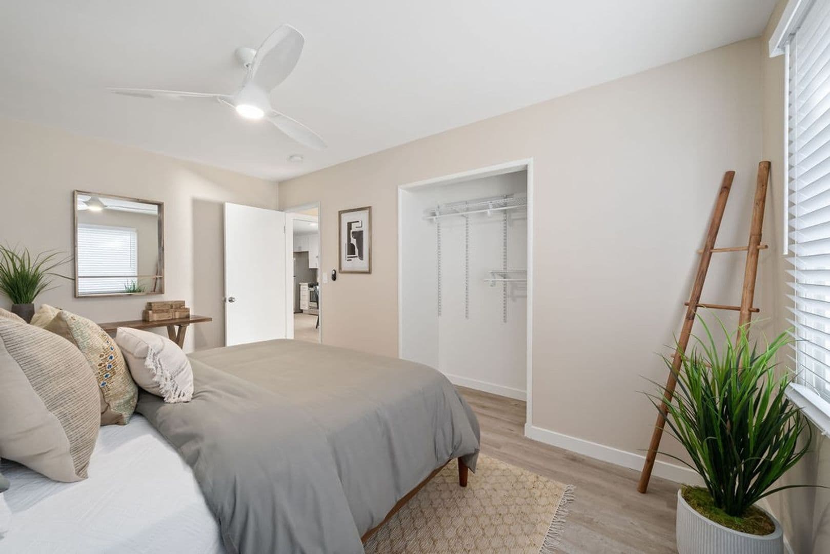 Paso Robles Apartment: 240 Spring Street