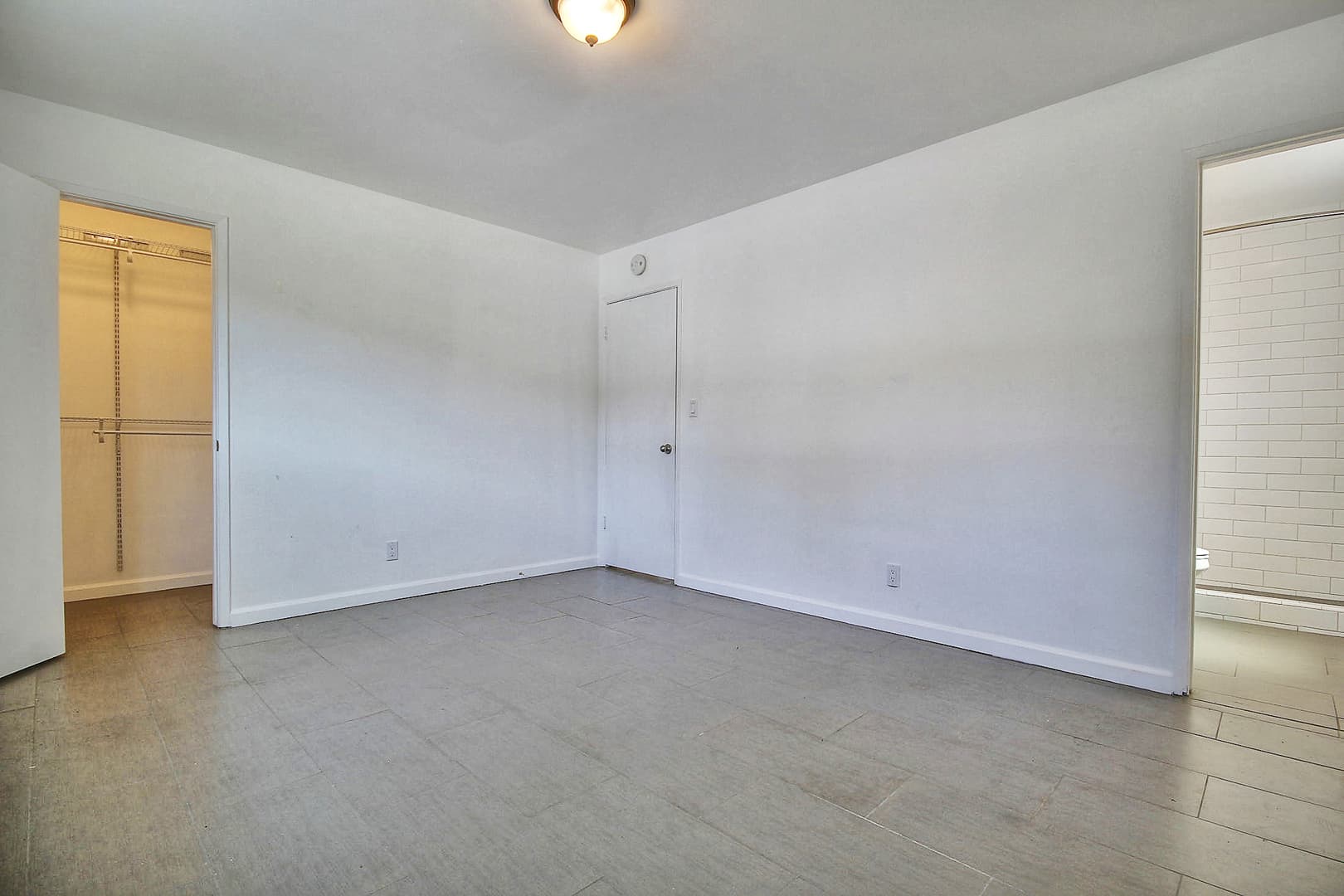 Goleta Apartment: 6668 Del Playa