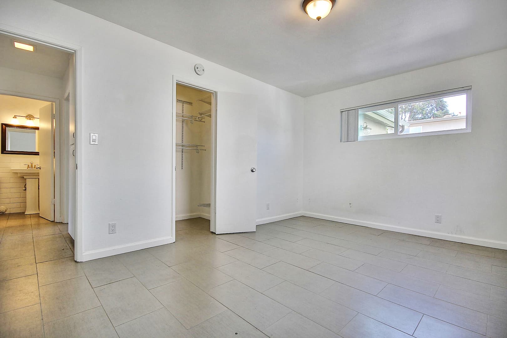 Goleta Apartment: 6668 Del Playa