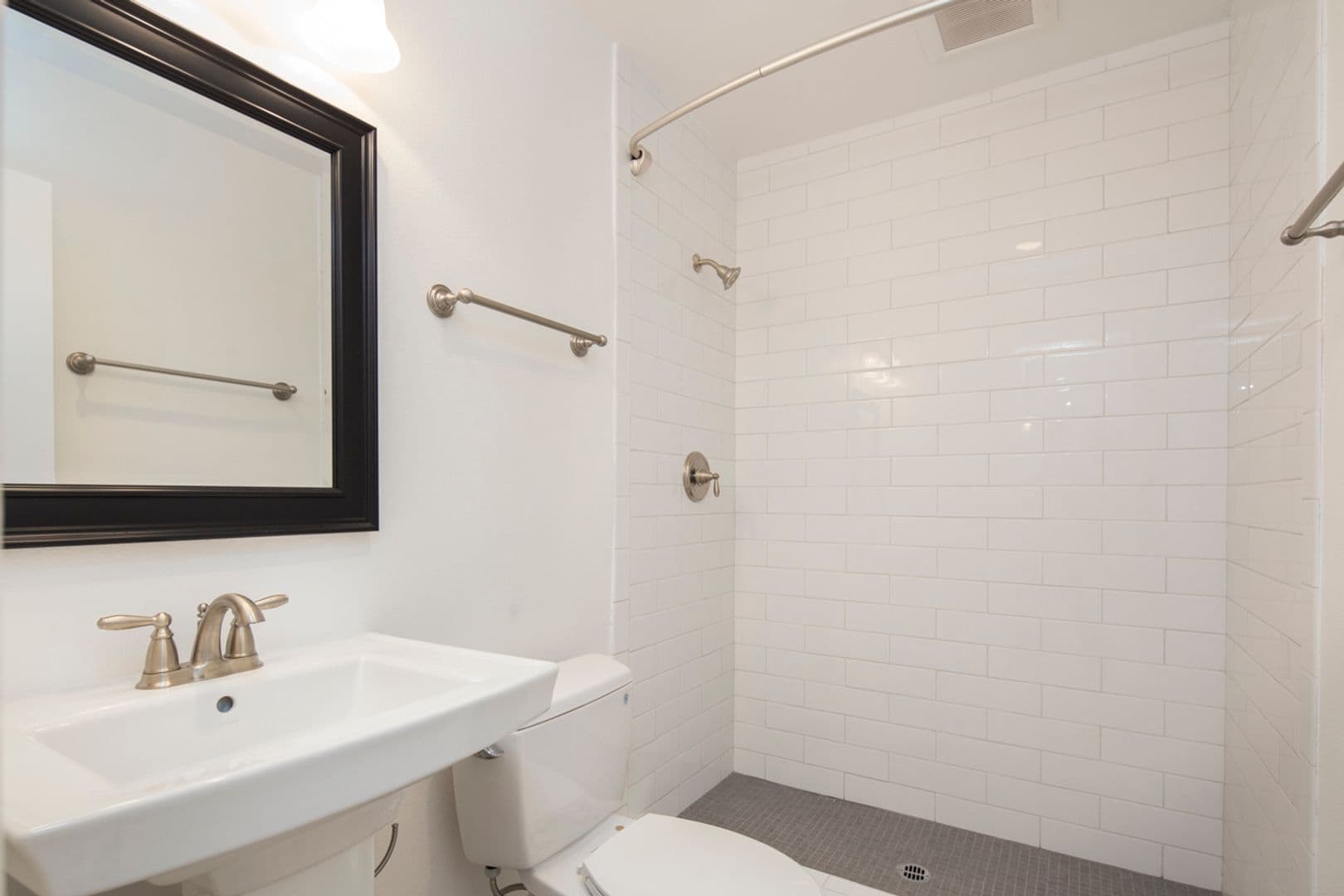 Goleta Apartment: 6740 Sabado Tarde
