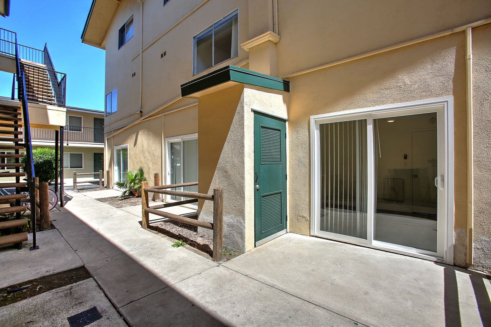 Goleta Apartment: 6565 Sabado Tarde