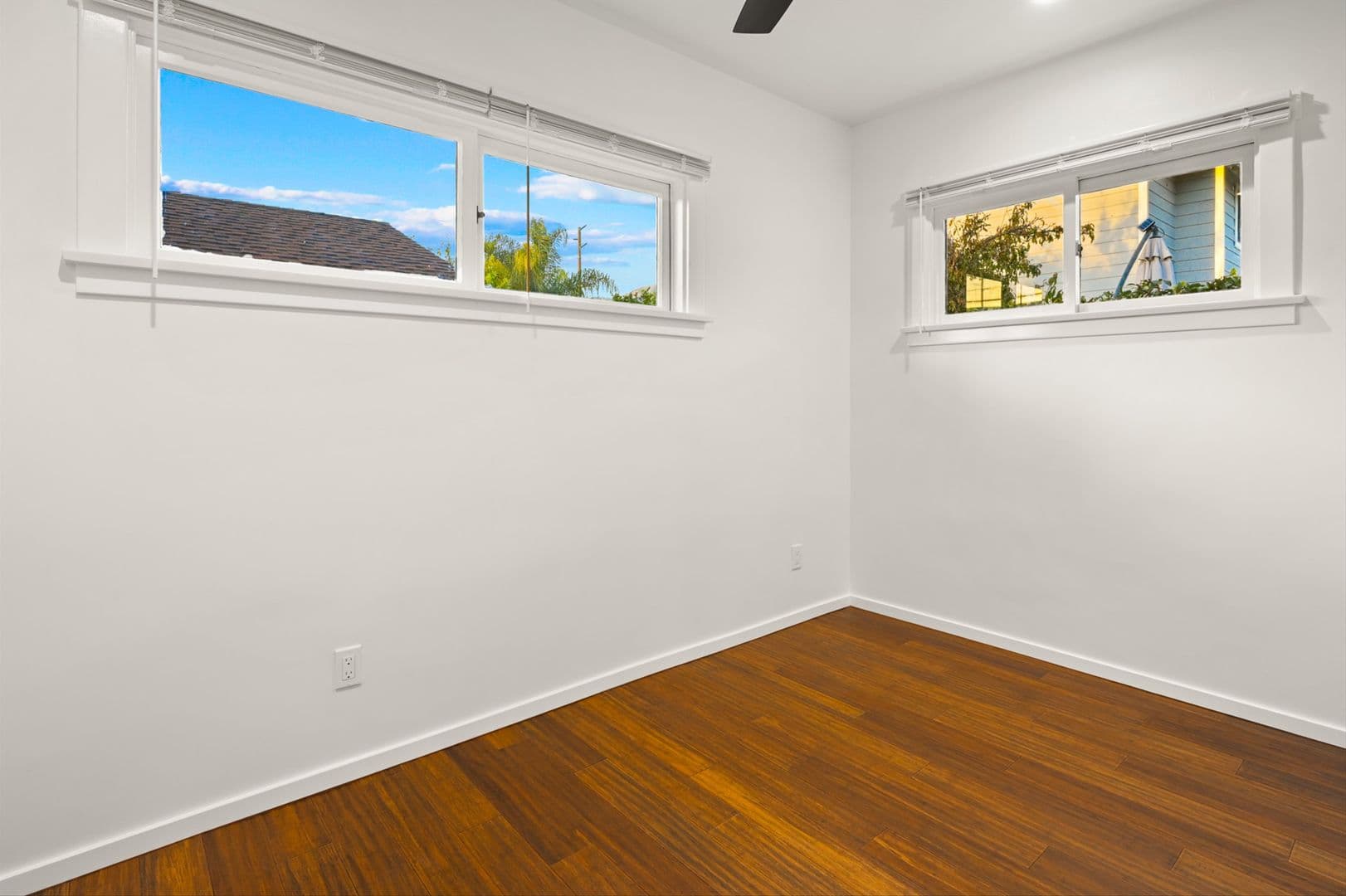Santa Barbara Apartment: 1001 & 1003 Neil Park Avenue