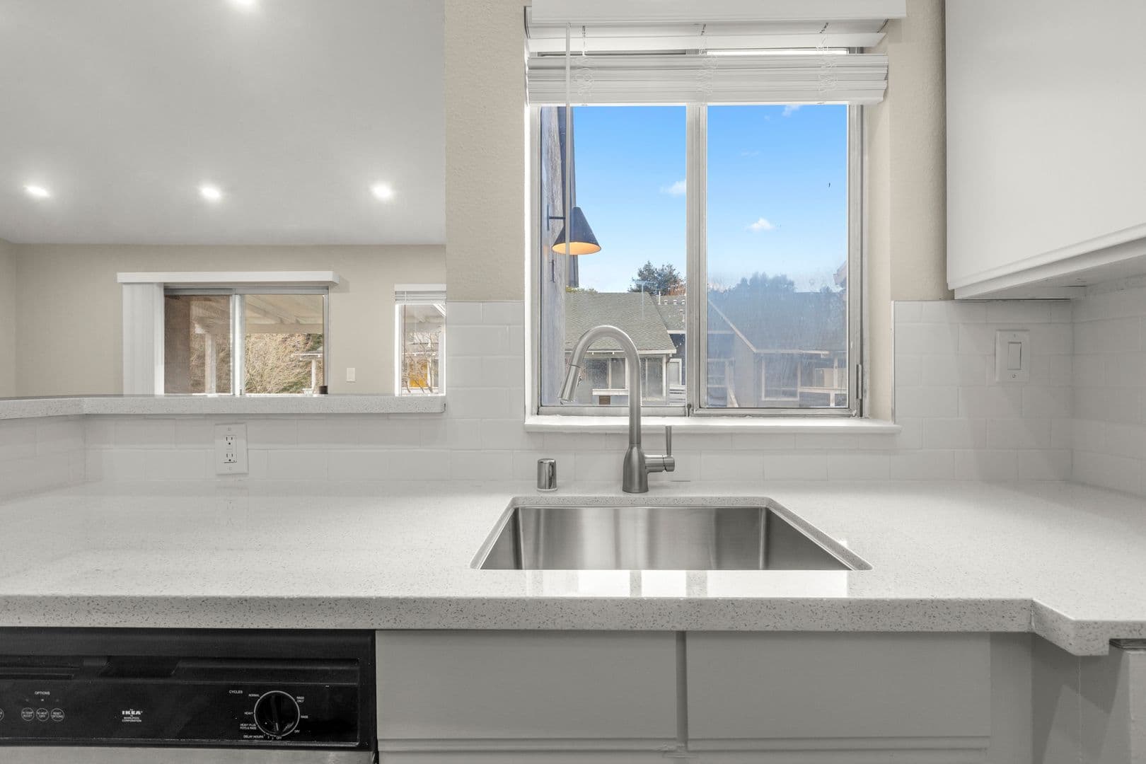 El Sobrante Apartment: 5312 D Avila Way