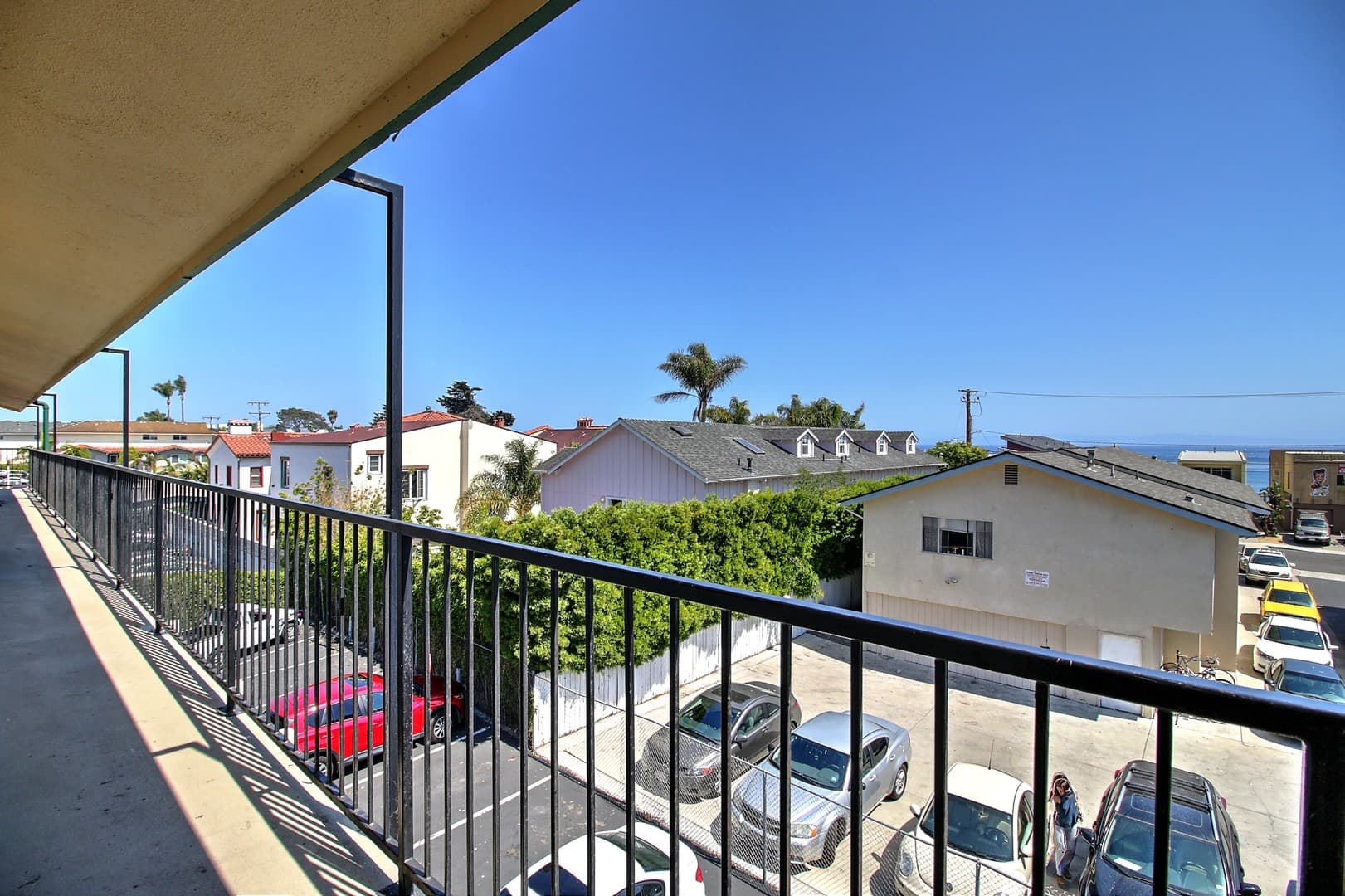 Goleta Apartment: 6565 Sabado Tarde