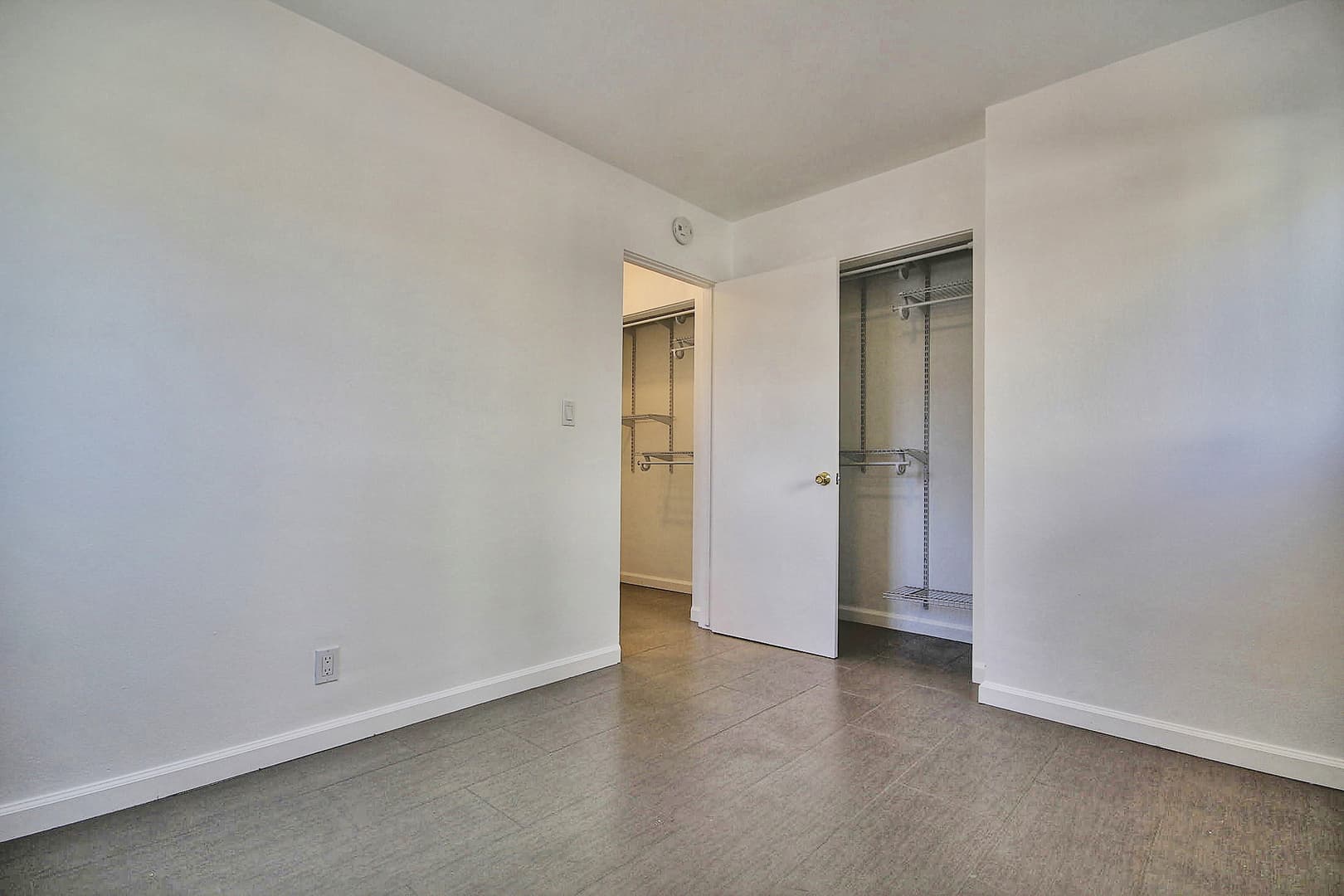Goleta Apartment: 6597 Sabado Tarde