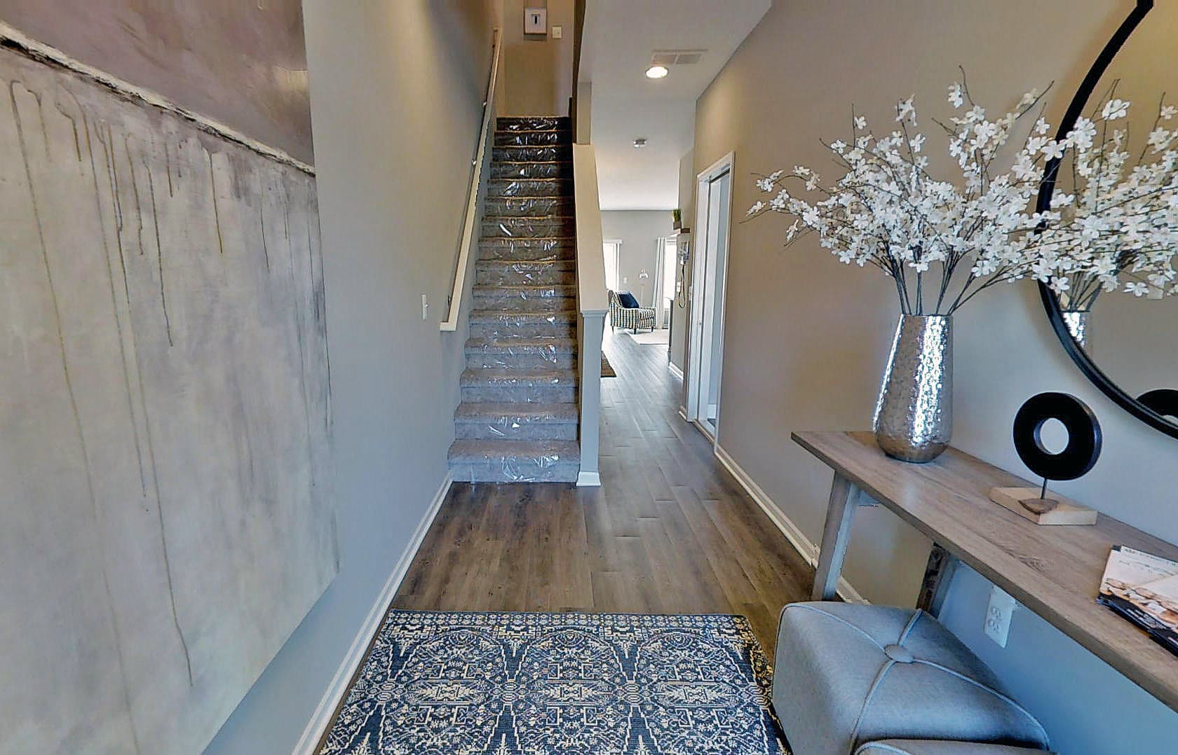 Auburn Hills Apartment: 3331 Antigua Drive