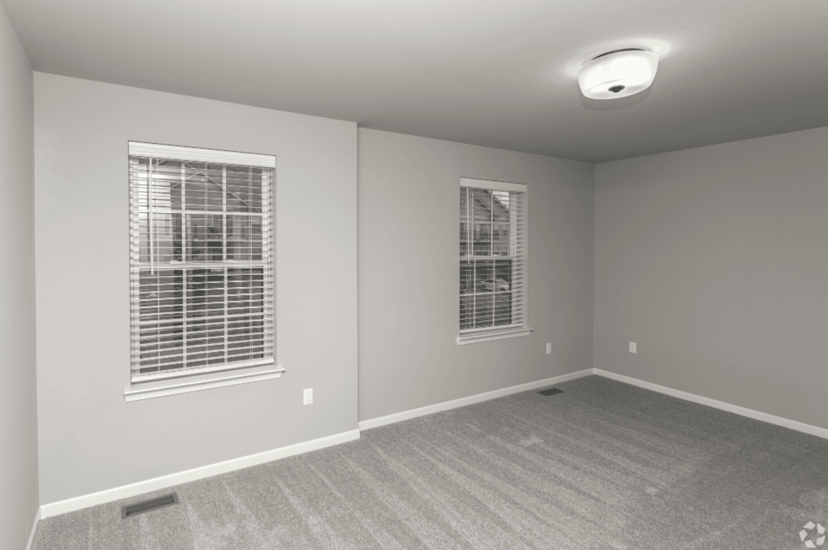 Washington Apartment: 7770 Newbury Blvd.