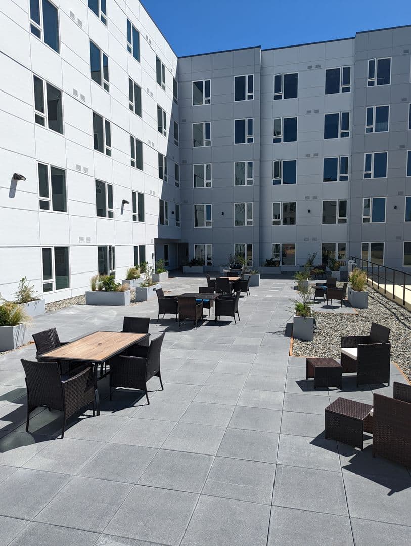 Tacoma Apartment: 824 MLK Jr Way
