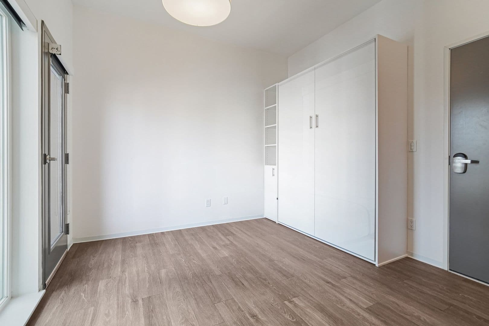 Seattle Apartment: 1210 Republican St