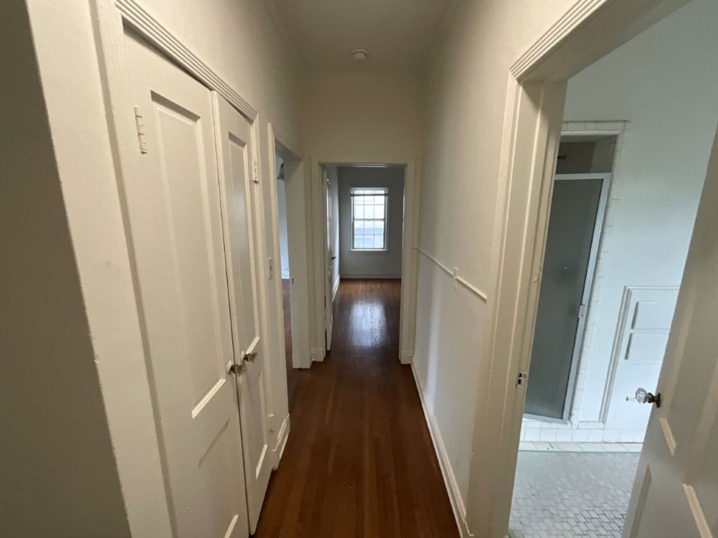 Beverly Hills Apartment: Roxbury Vista