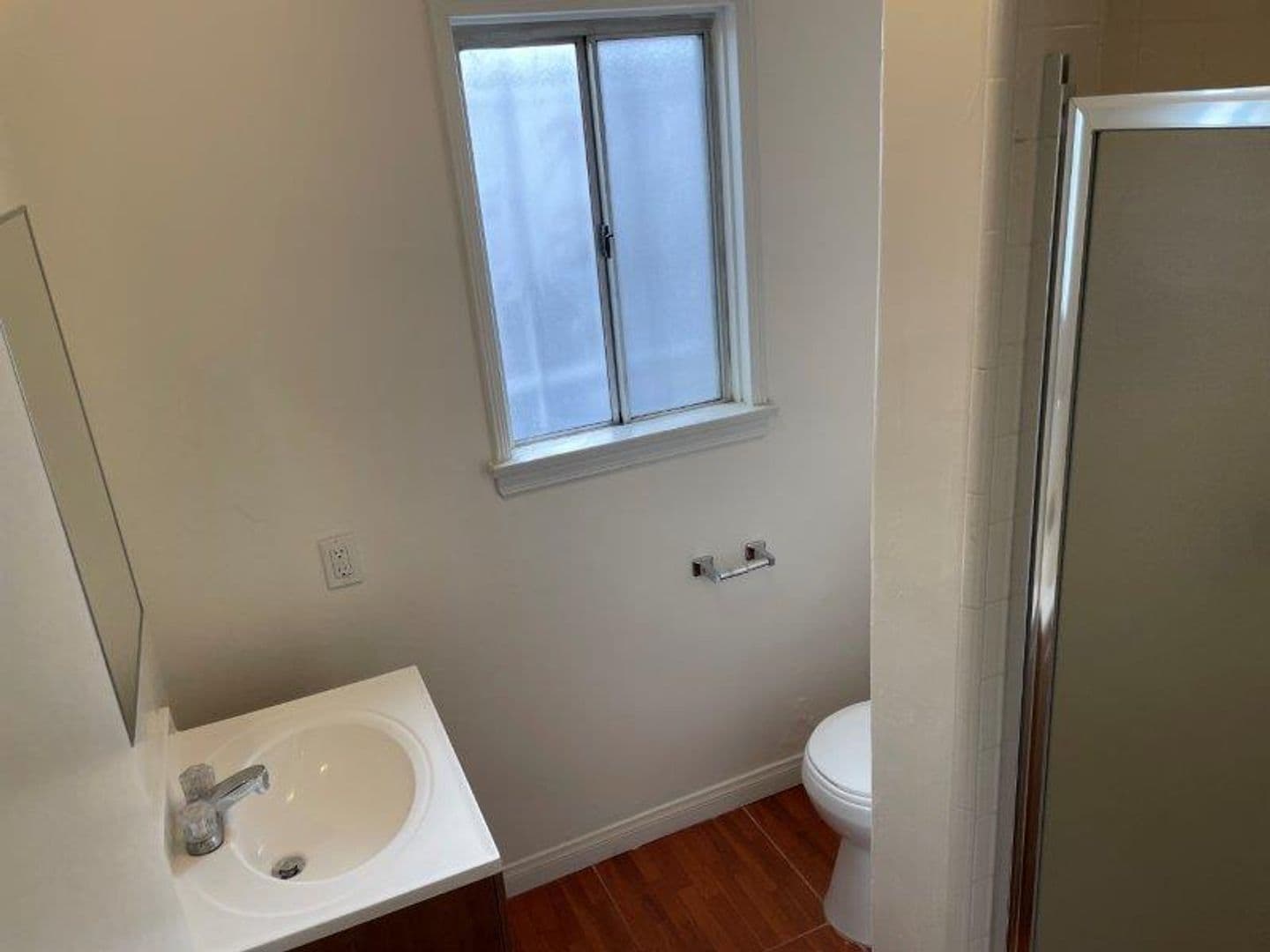 Los Angeles Apartment: 870-872 S. Gramercy Place