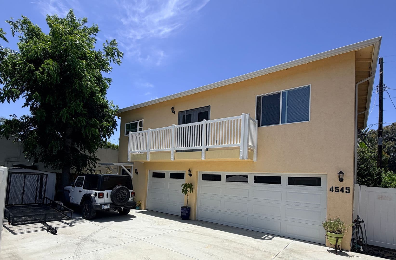 Sherman Oaks House: 4545 Vesper Avenue