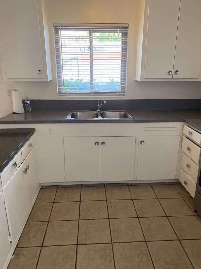 Palm Springs Apartment: 2626 N. Junipero Avenue