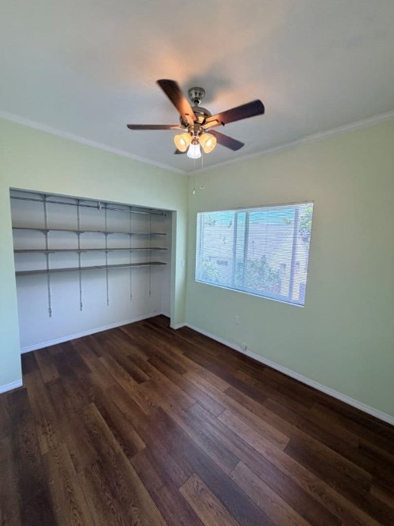 Sherman Oaks House: 4545 Vesper Avenue