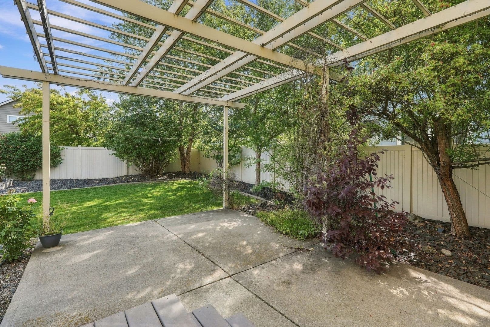 Liberty Lake House: 1680 N Winchester Ct
