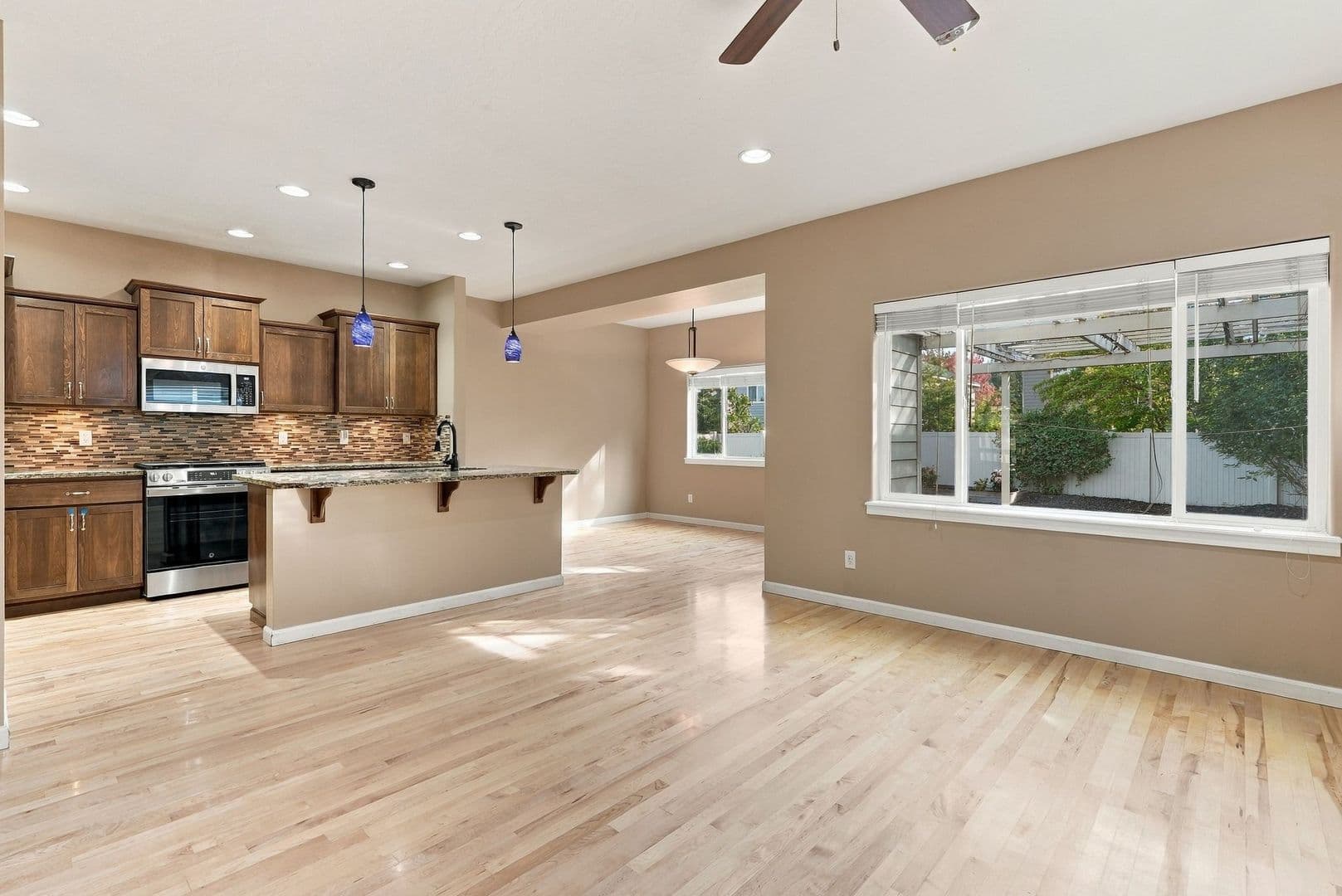 Liberty Lake House: 1680 N Winchester Ct