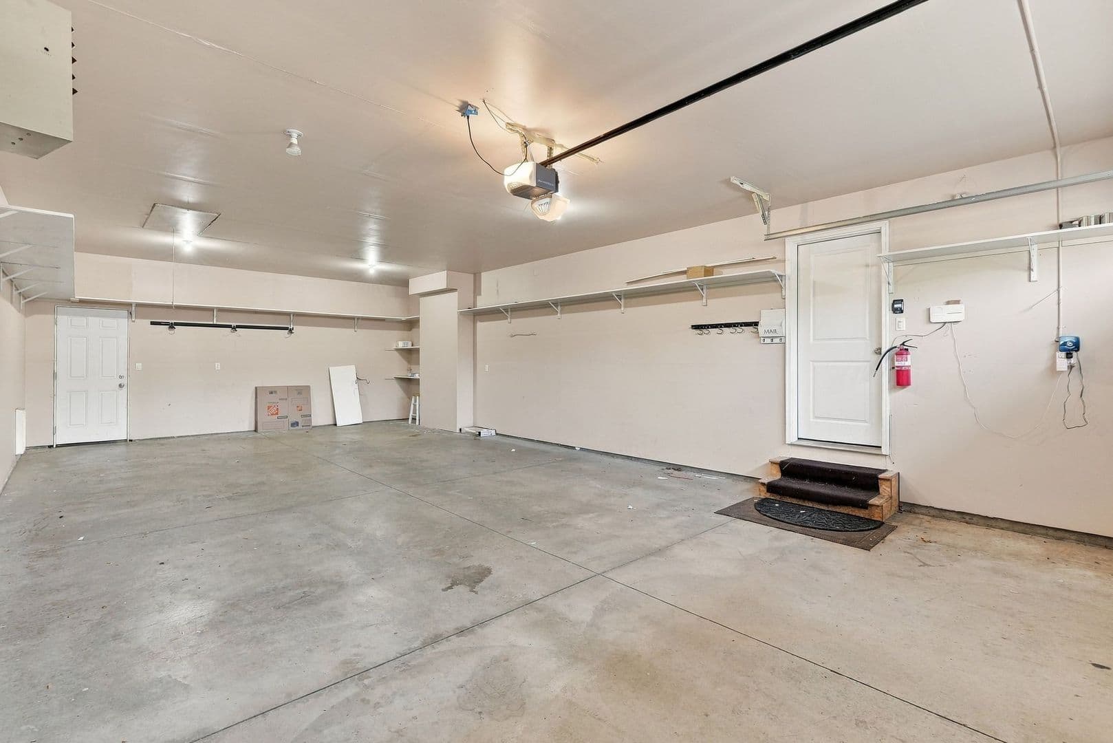 Liberty Lake House: 1680 N Winchester Ct