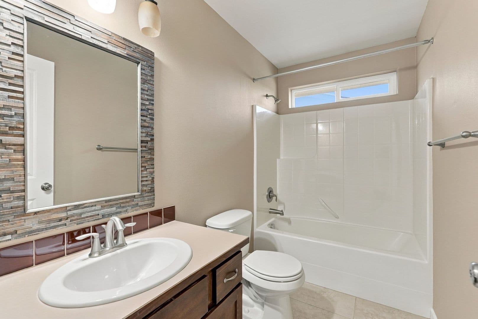 Liberty Lake House: 1680 N Winchester Ct