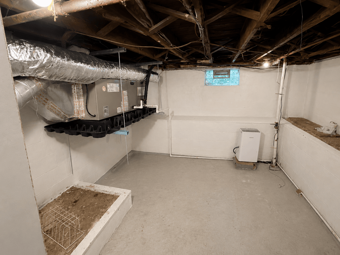 Columbus House: 1514 E 24th Ave