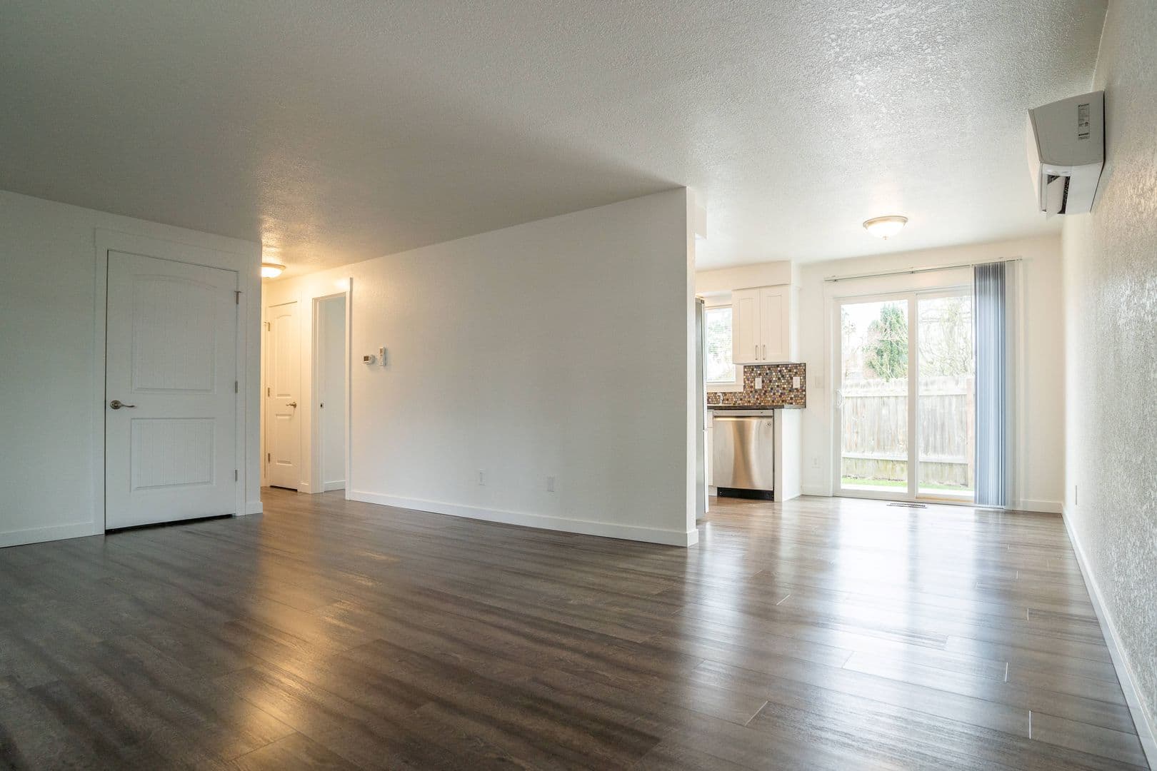Albany Apartment: 2007 Marion St SE