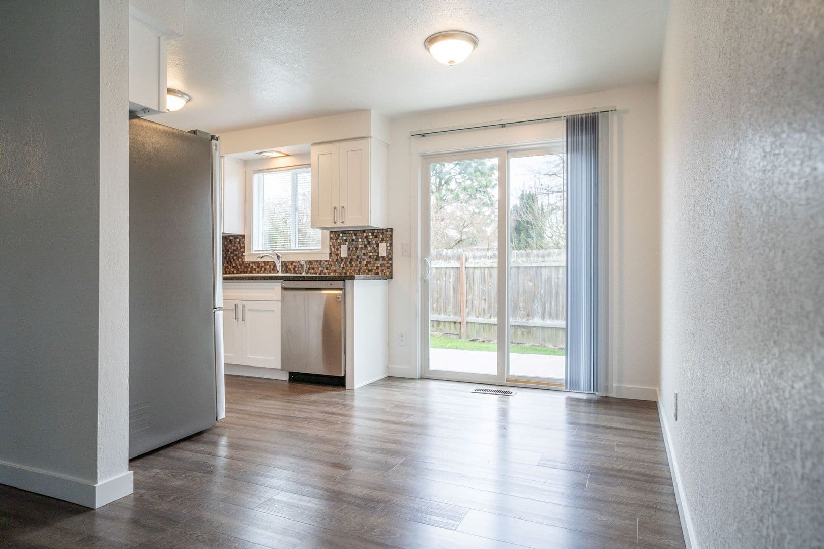 Albany Apartment: 2007 Marion St SE