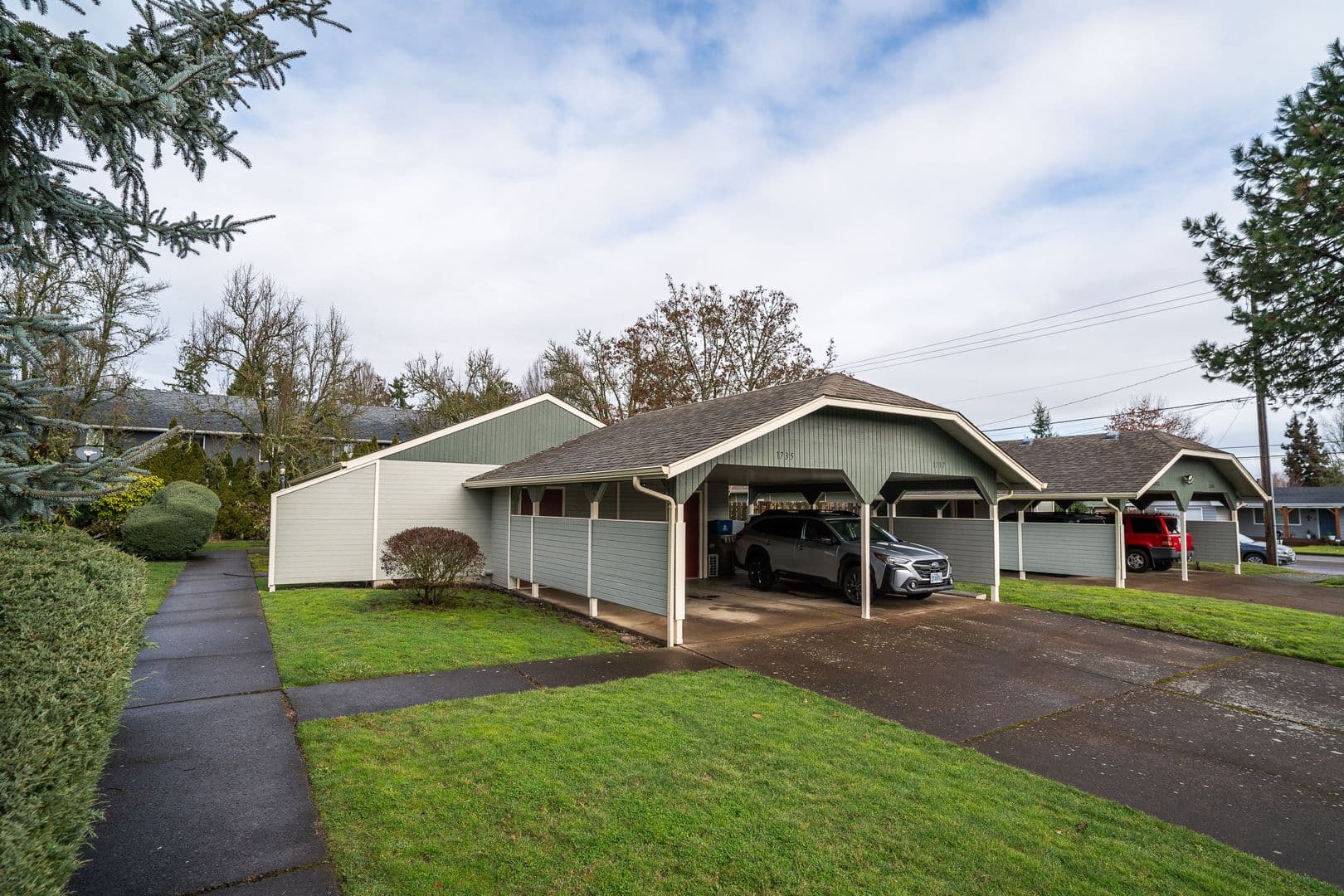 Albany Multiplex: 1735 23rd Court SE