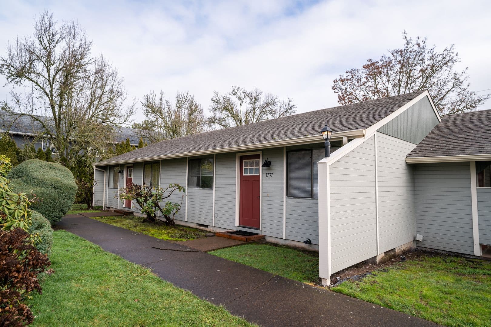 Albany Multiplex: 1735 23rd Court SE
