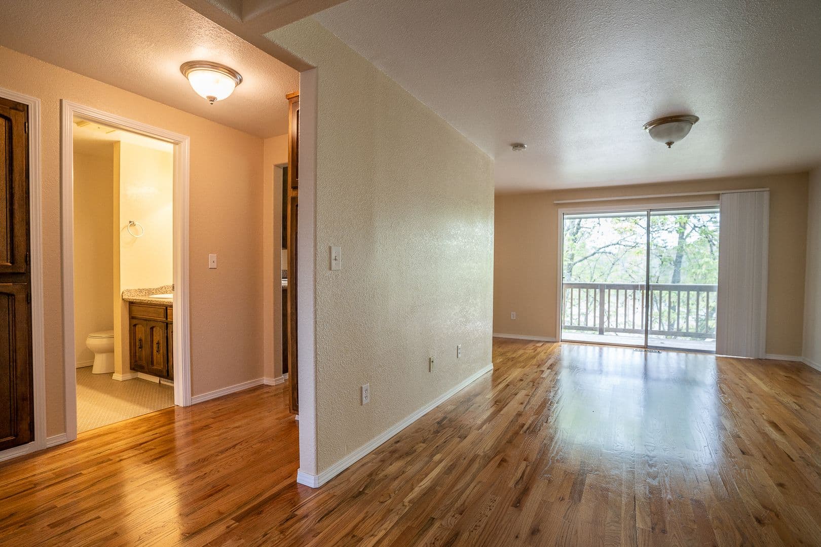 Albany Apartment: 340 Denver St. NE