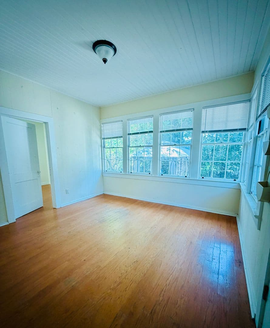 Baton Rouge House: 2500 Louisiana Ave.
