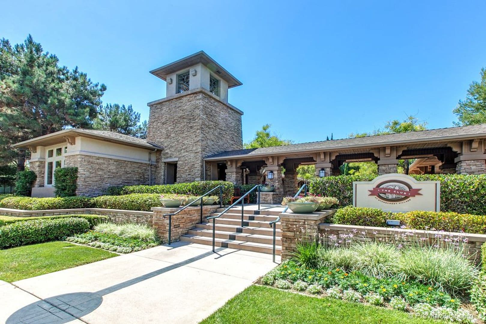 San Diego House: 2762 West Canyon Avenue