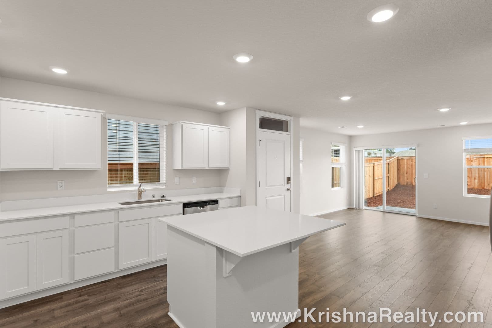 Vancouver House: 10206 NE 79th Ct