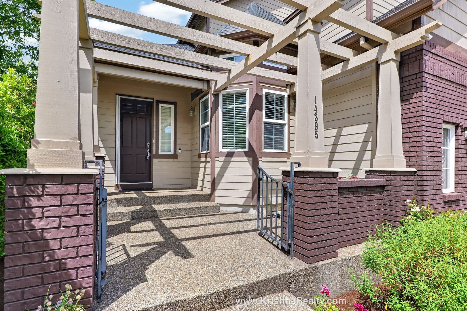 Portland House: 14395 NW Lilium Drive