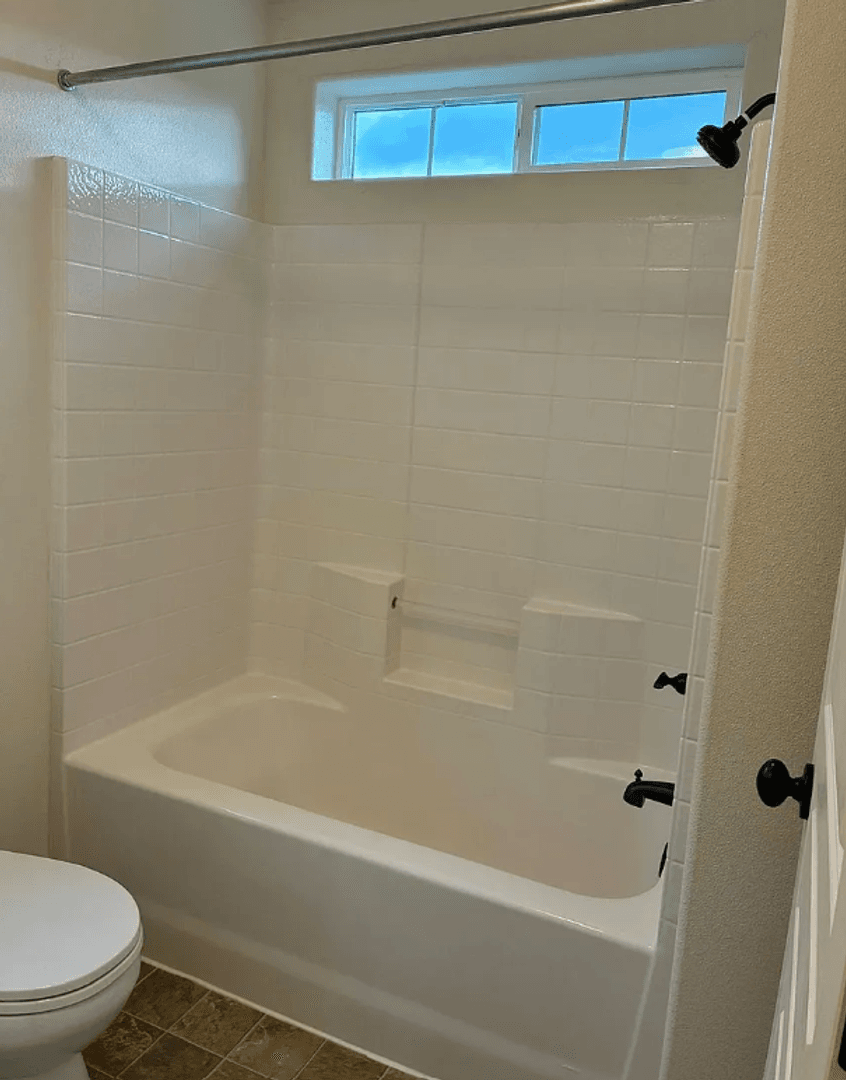 Hillsboro House: 160 NE Porto Way