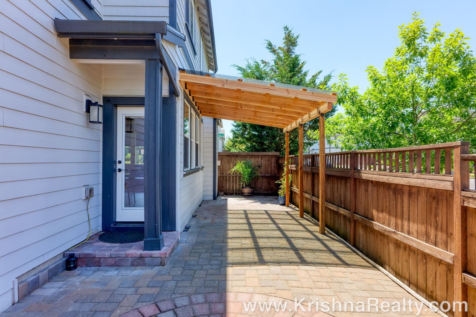 Portland House: 14791 NW Cosmos Street