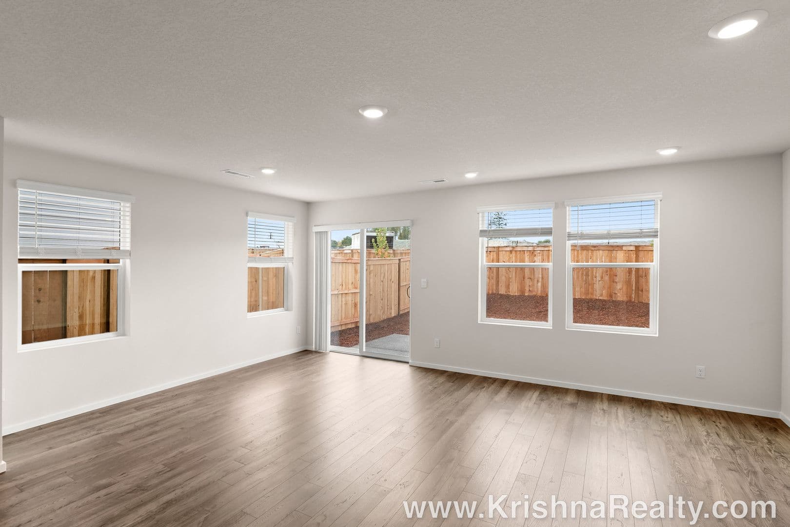 Vancouver House: 10206 NE 79th Ct