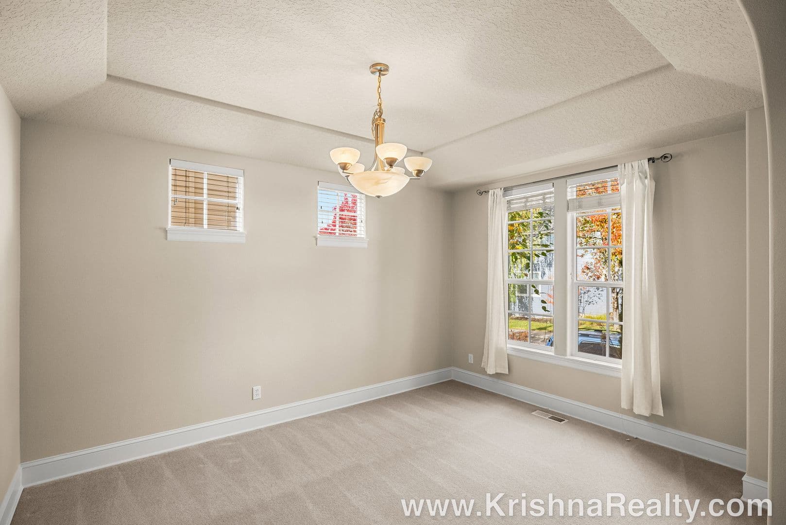 Portland House: 12834 NW Alsace Lane
