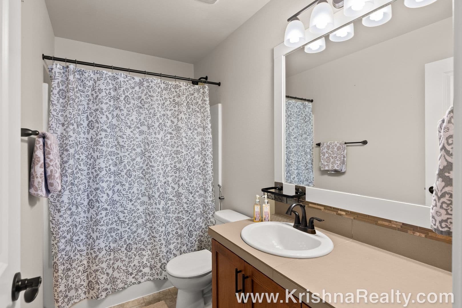 Portland House: 14791 NW Cosmos Street