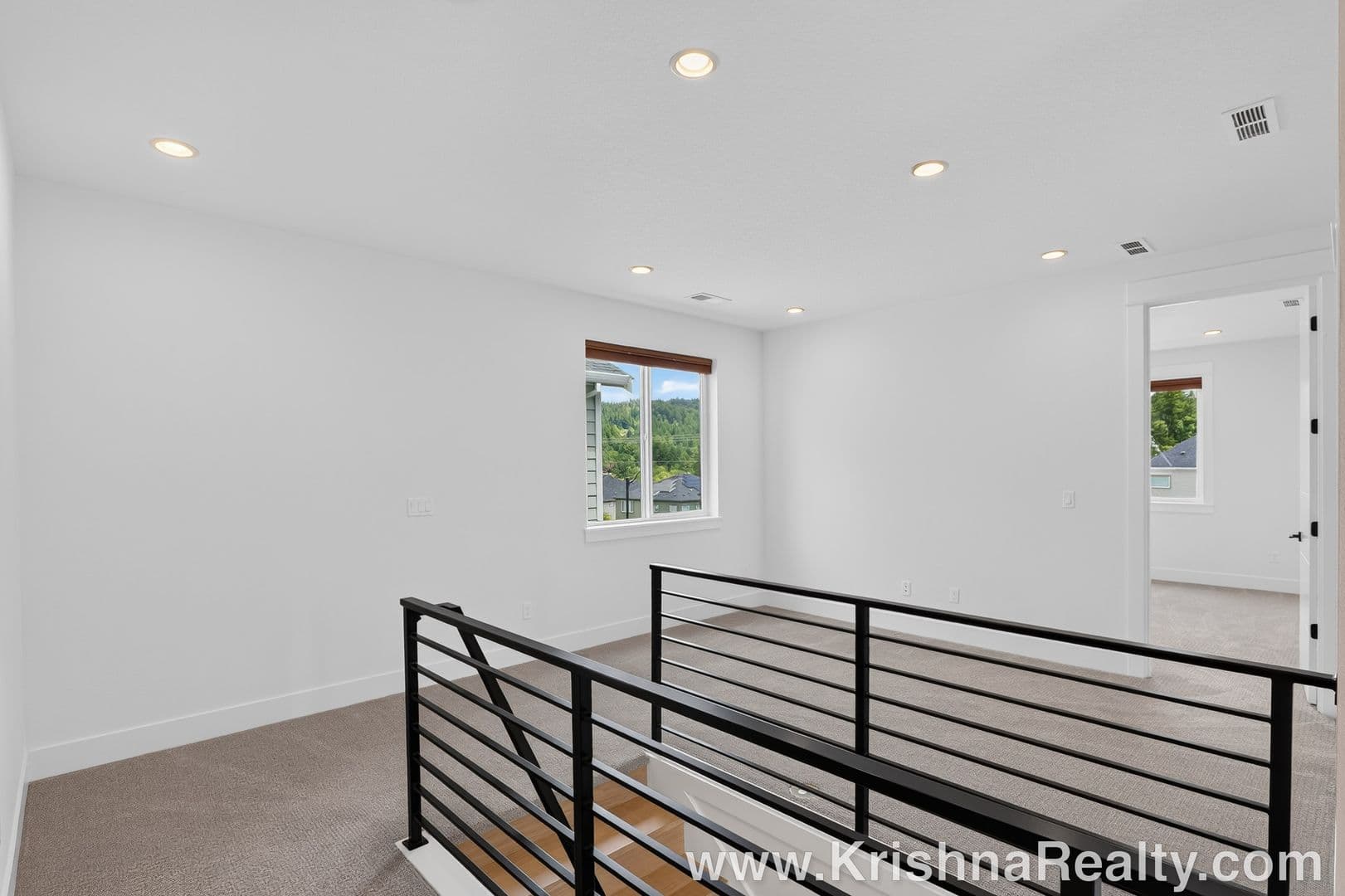 Portland House: 7802 NW 156th Terrace