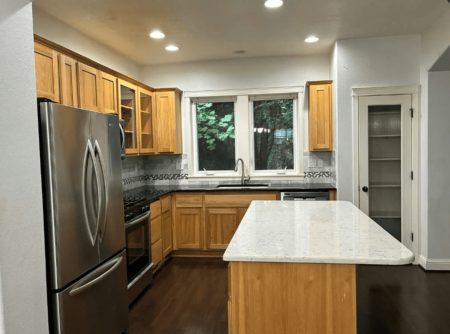 Hillsboro House: 160 NE Porto Way