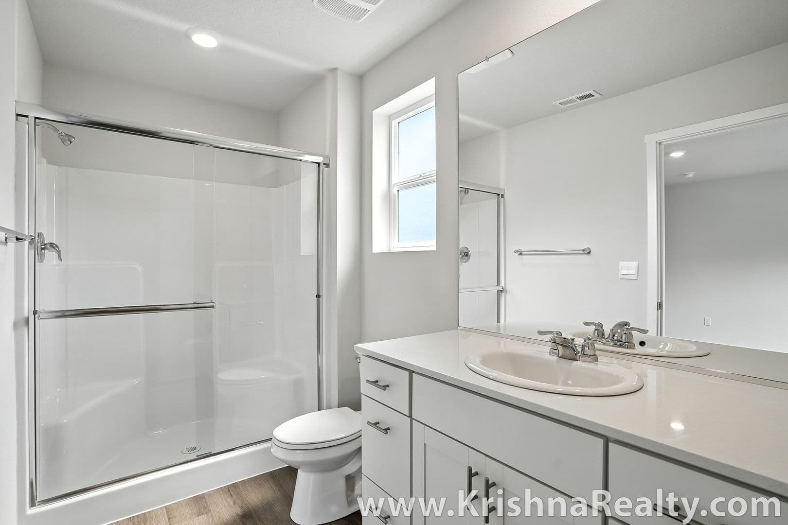 Vancouver House: 5510 NE 66th Pl