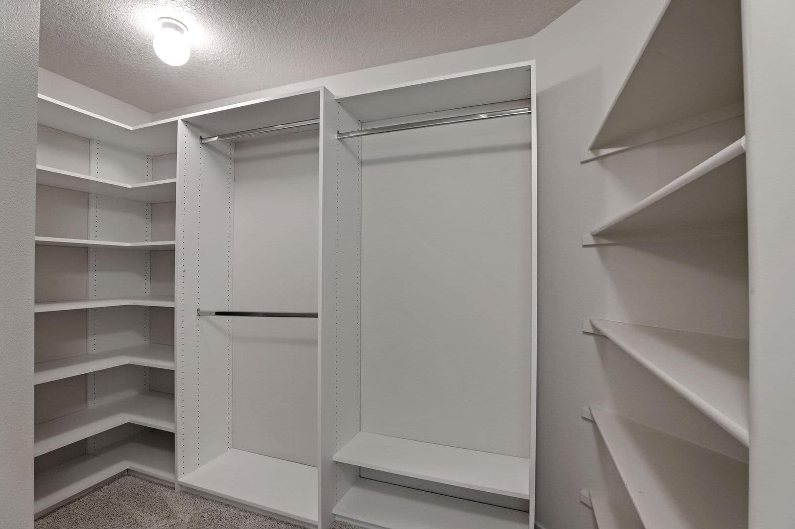 Portland House: 13790 NW Payne Drive