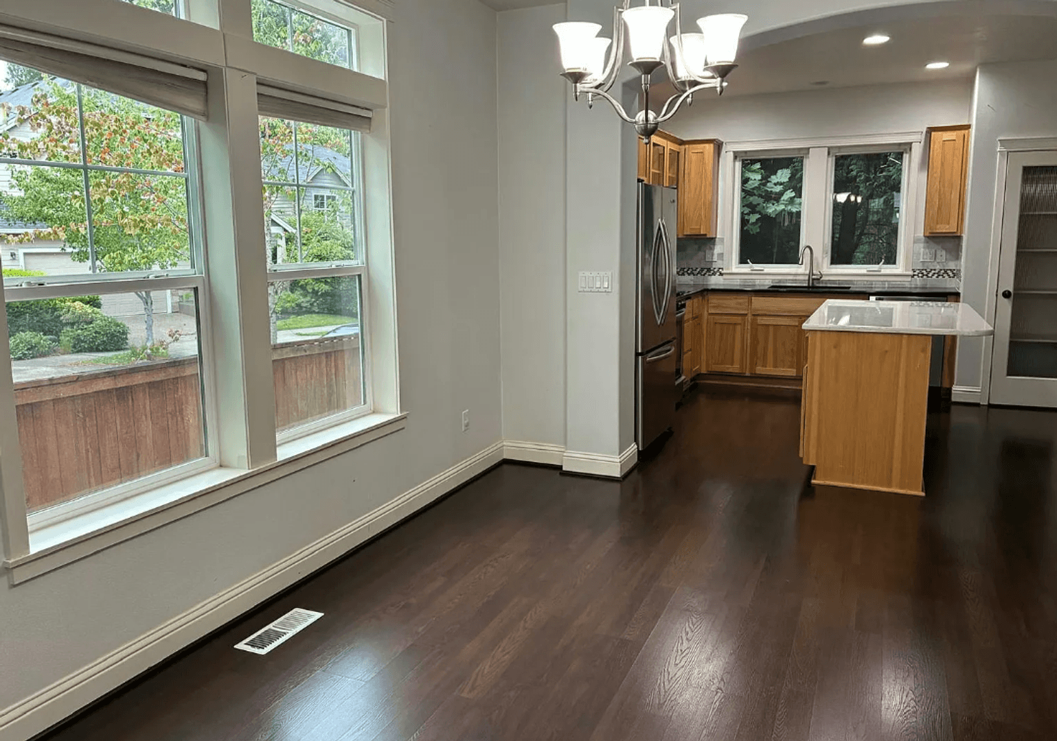 Hillsboro House: 160 NE Porto Way